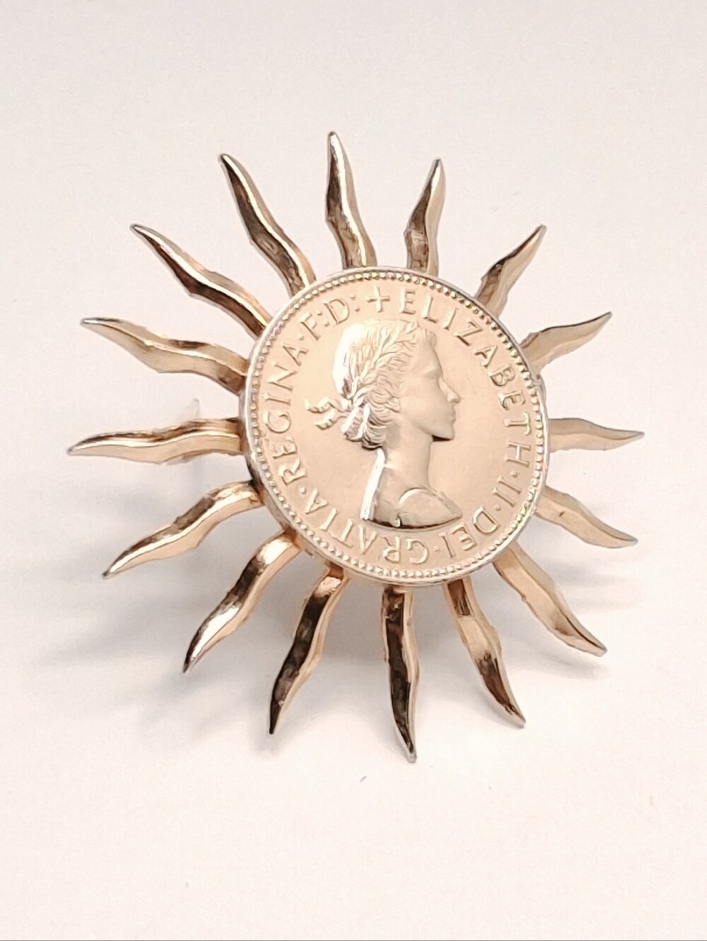Vintage | Queen Elizabeth II | 1960’s | Brooch | Commemorative